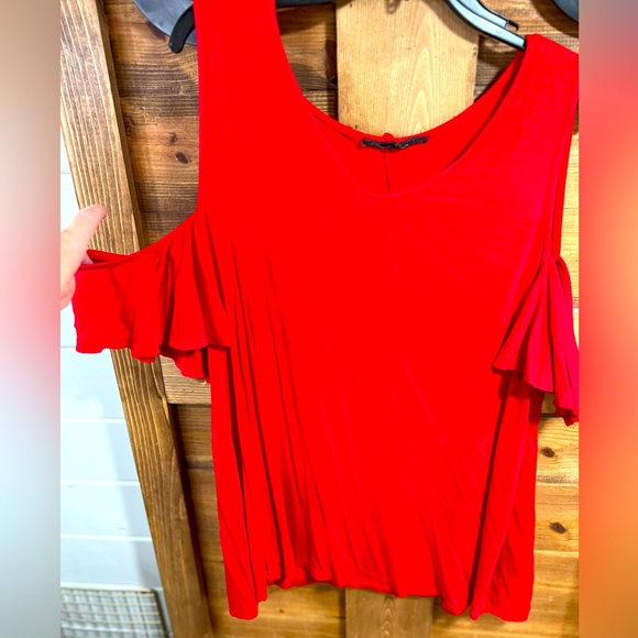 3x Red Cold Shoulder Shirt - Picture 1 of 1